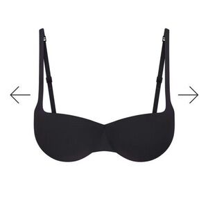Skims ultimate push up balconette bra. NWT